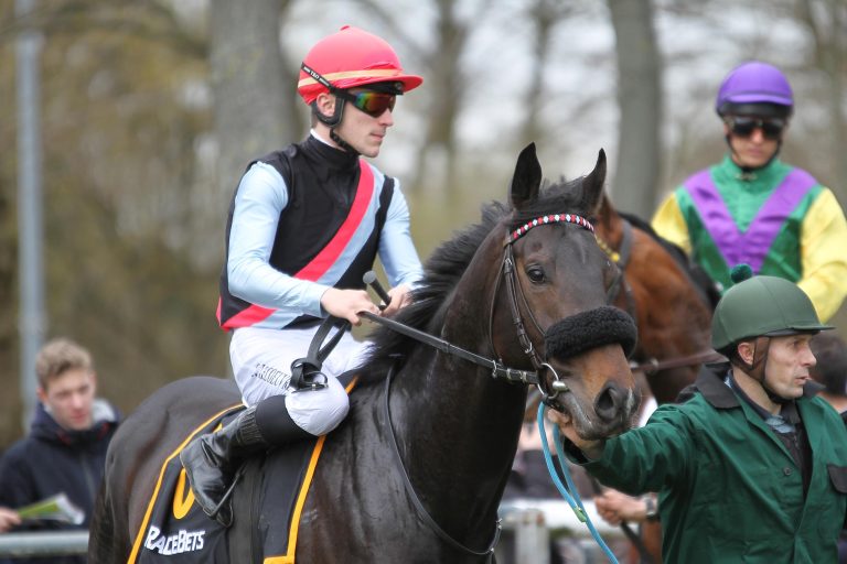 Deutsches Duo am Sonntag im Prix Max Sicard