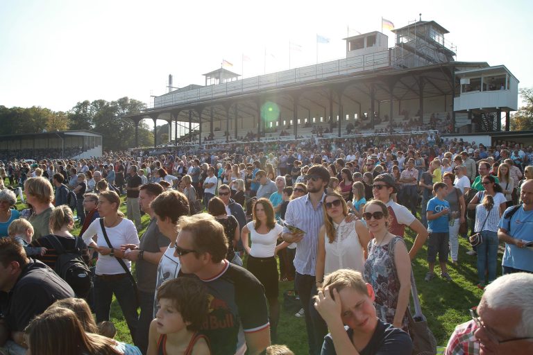 Köln schreibt für Sonntag weiteres Rennen aus