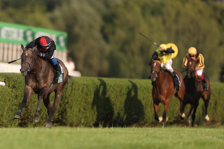 Lady Mac Ben siegt mit der Ausreißtaktik