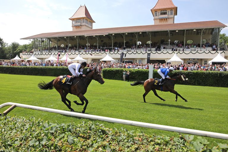 Leipziger Fashion-Renntag: Volle Hütte wird erwartet