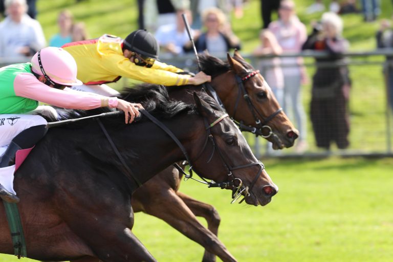 England greift nach dem 1000 Guineas-Hattrick