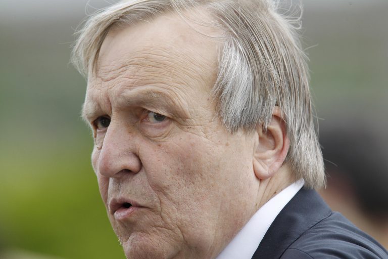 Wettumsatz-Plus auf Bahn, Außenwette im Keller