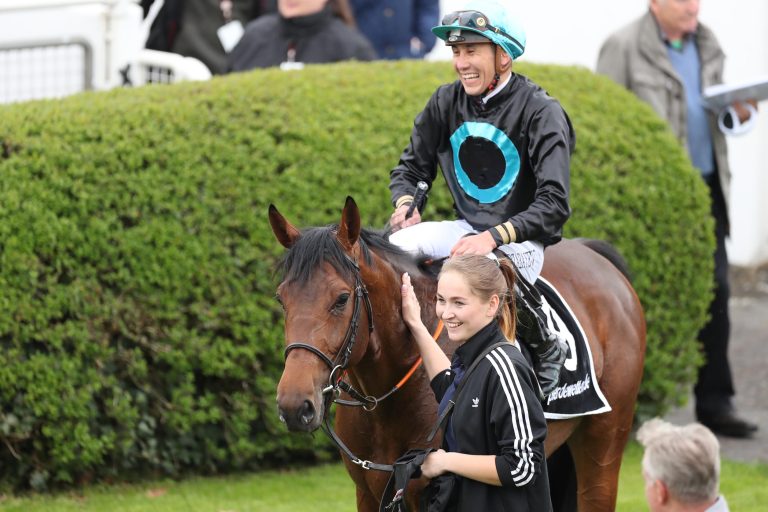 Riesige Form: Vier Rennen, dreimal Murzabayev