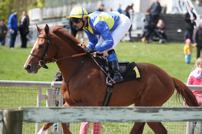 Carvalhos Moonshiner siegt im Listenrennen