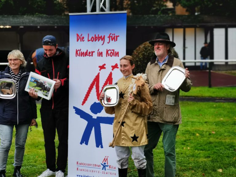 Adriana Mühlgassers erster Sieg, Giesgen bei Amateuren