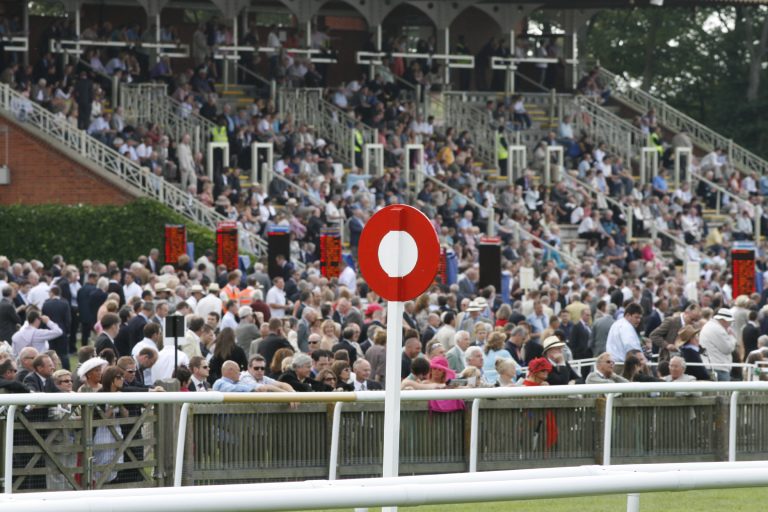 Sohn putzt Vater – Porta Fortuna gewinnt Cheveley Park Stakes