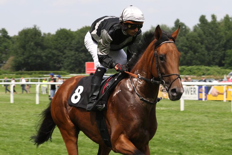 Ocean Diamond siegt für Smrczek in Clairefontaine