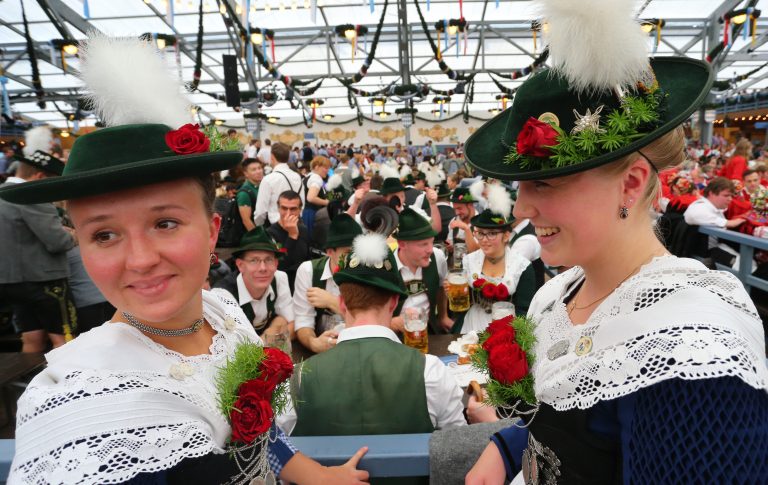 Sport-Welt TV Wett-Check für Wiesn-Afterwork-Renntag in München