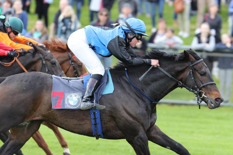 Amateure: Herresthal immer „Herr“ der Lage