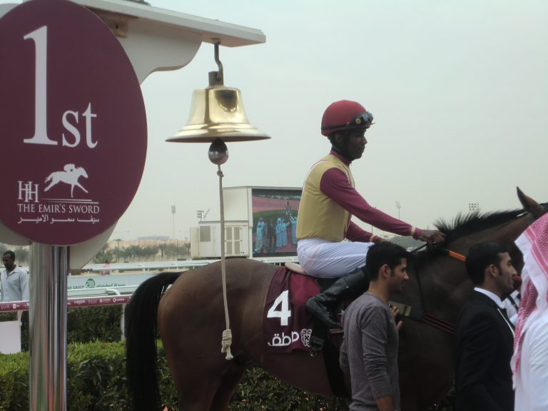 Pedroza siegt mit seinem „Freund“ in Katar