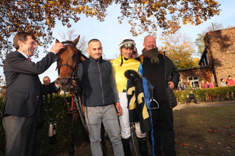 Peter Schiergen (li.) mit No Waltz (Archiv)