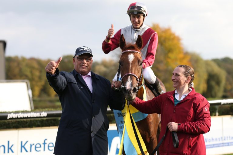 Am Sonntag: Fünf deutsche Pferde in zwei Derbys