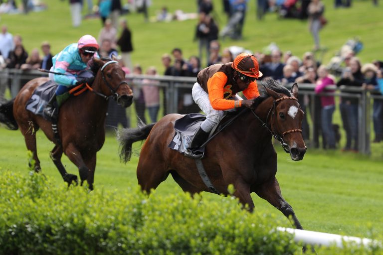 Diana-Revanche und zwei Gäste im Kölner Stutenpreis