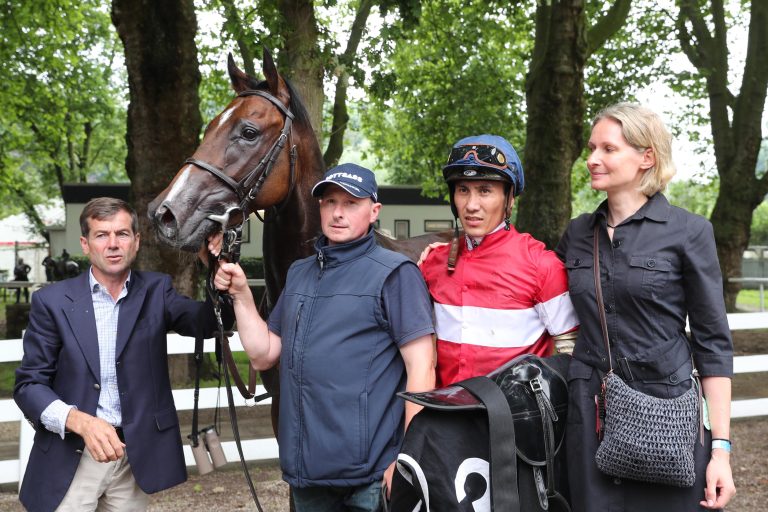 Rocchigiani mit seinem Team