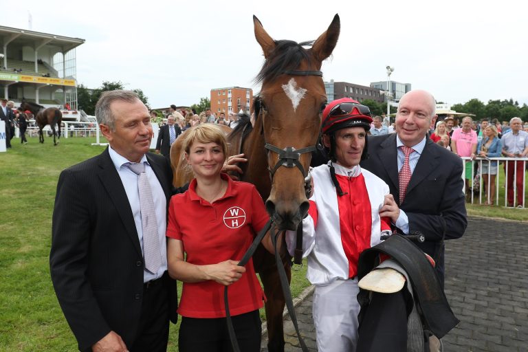 Listenrennen in Hannover: Hickst kann Gäste stoppen