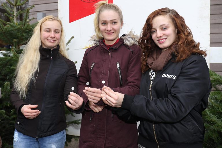 Online Awards – Drei Damen sorgen für das „Besondere“
