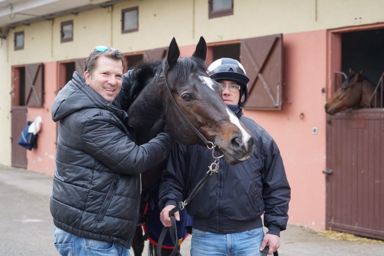 Sinbad schnappt „Quinte“ im Seebad Deauville