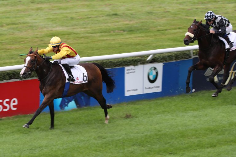 Silver Cloud siegt als Geburtstagsgeschenk