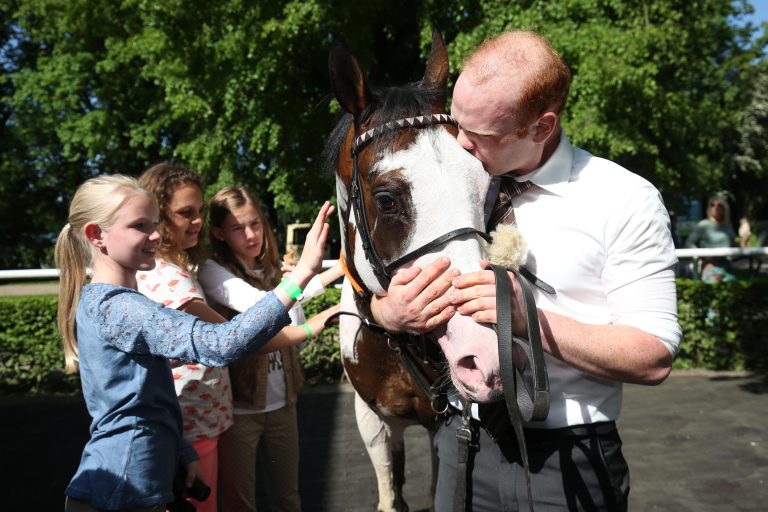 Auch Silvery Moons Bruder lief am Sonntag