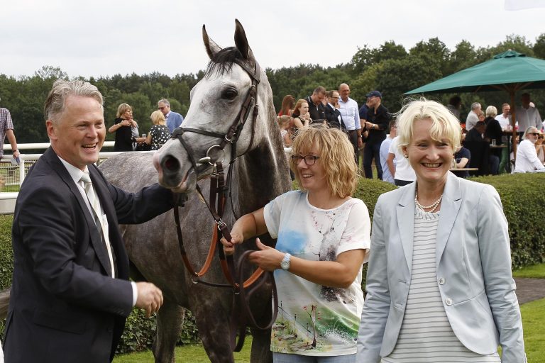 Arc-Sale: Night of England bringt 400.000 Euro