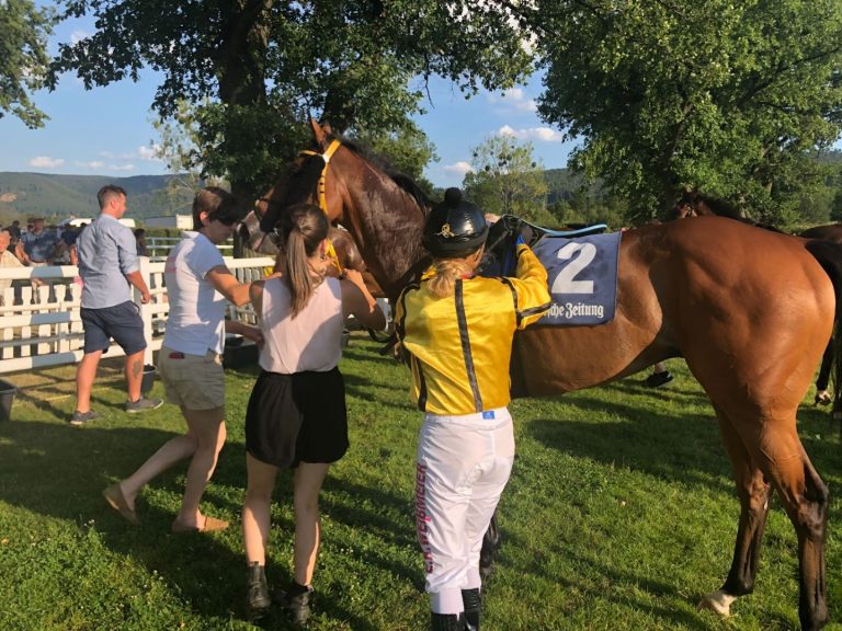 Counterattack und Delozier feiern Premieren-Siege