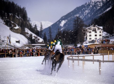 Nach Sturz: Großer Preis von St. Moritz über 800 Meter