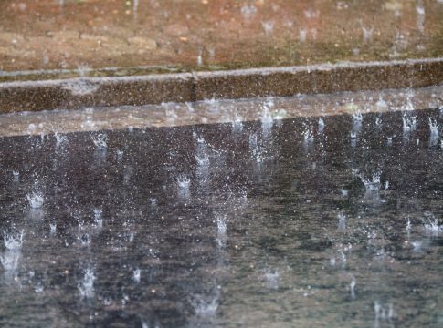 Nichtstarter-Flut nach Regenfällen in Dieppe