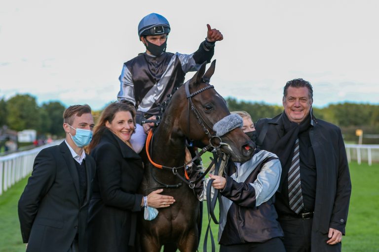 Sunny Queen und Team Foto: Sabine Effgen