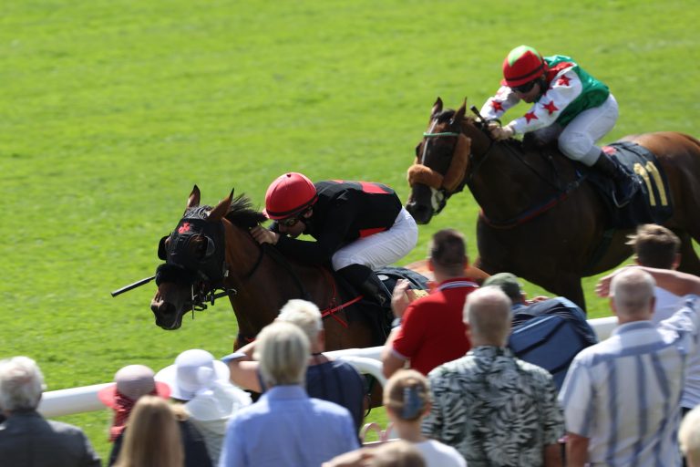 Vor Publikum: Tanja siegt vor Jangkhe