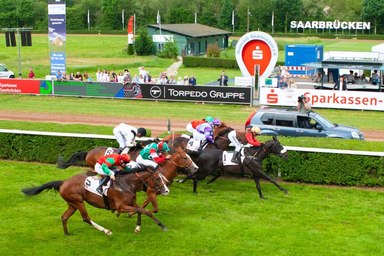 Saarbrücker Saisonauftakt – So ist man dabei!