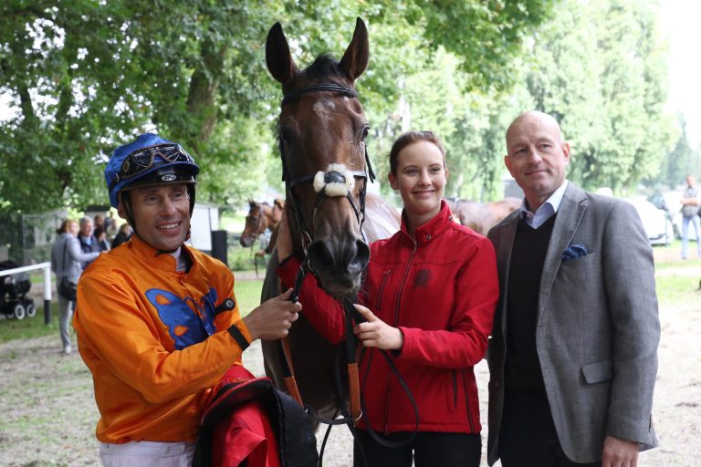 Wild Comet fliegt zum Sieg: Heimerfolg in Mülheim