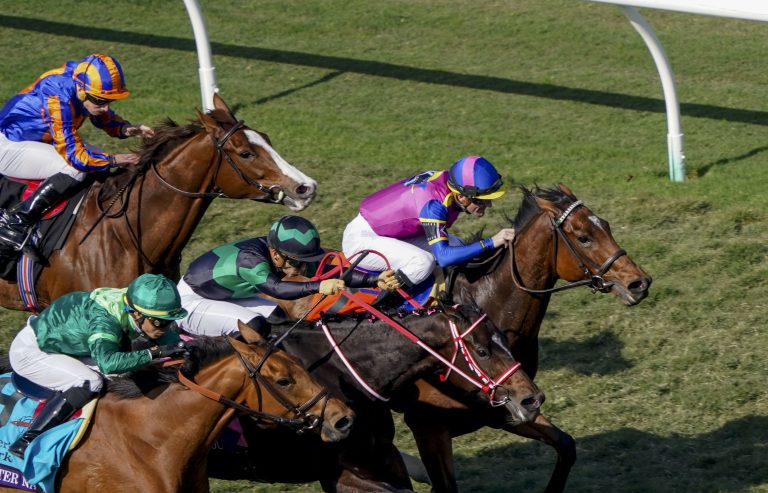 Japanischer Erfolg im Filly & Mare Turf